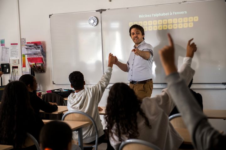 « Récitez l'alphabet à l'envers », collège Joliot-Curie, Bron